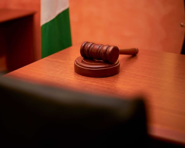 Regulatory Oversight or a Deliberate Exemption of Applications by Operational Creditors